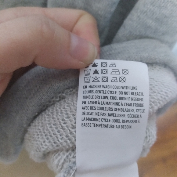 American Eagle Gray Long Sleeve Floral Embroidered Crew Neck Sweatshirt Small - Picture 10 of 10